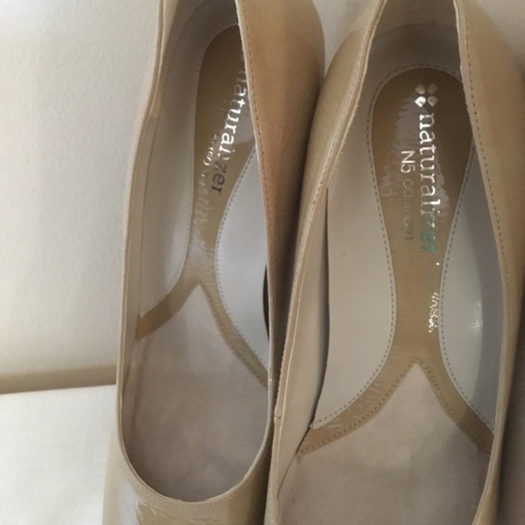 Nearly New Very Comfortable Heels - Picture 3 of 5